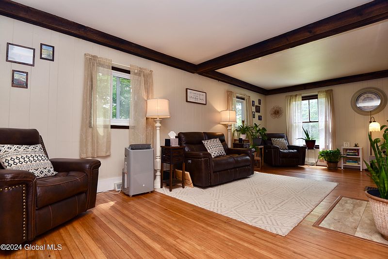 2nd image of 449 Maple Avenue