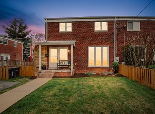 30 E Taylor Run Py, Alexandria, VA 22314