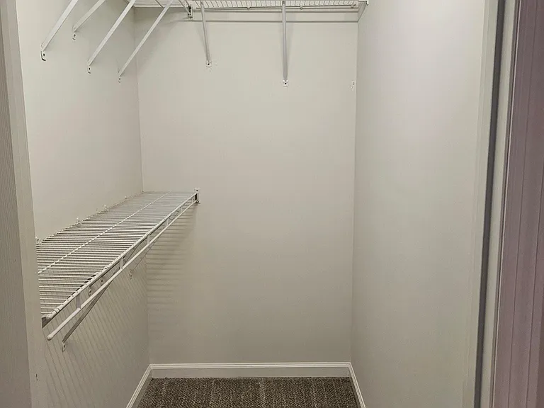 Redwood Park Apartments — Photo 16