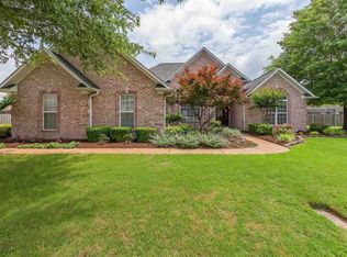 70 Sarah Cv, Jackson, TN 38305