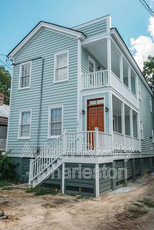 4 bed, 4.5 bath, 2050 sqft, $6,195 — Photo 1