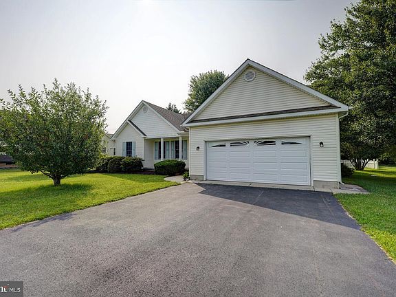 5th image of 31278 Edgewood Dr
