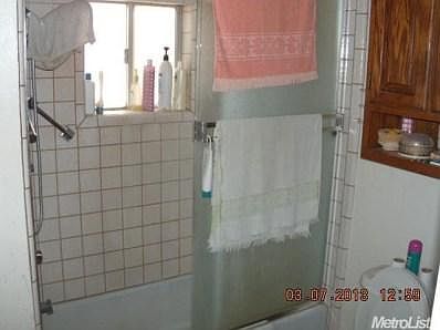 5th image of 10810 Ballico Ave