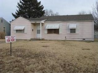 947 Lewis St, Salina, KS 67401