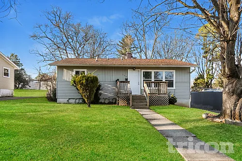 106 Oakmere Rd Photo 1