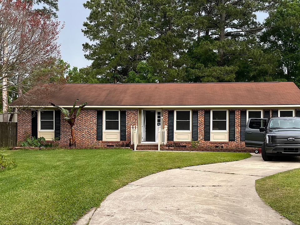 1st image of 1009 Albemarle Ct