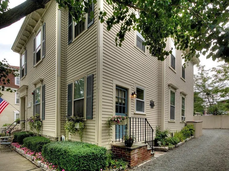 32 School St #3 — Photo 3
