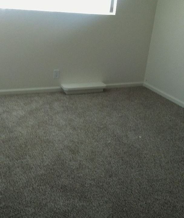2nd image of 7006 East Pkwy APT 01