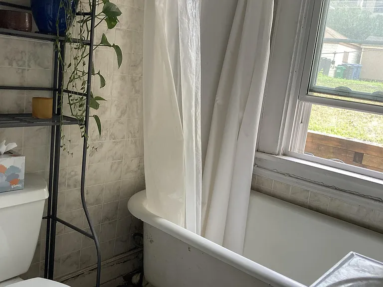 2549 Fillmore St NE #1 — Photo 15