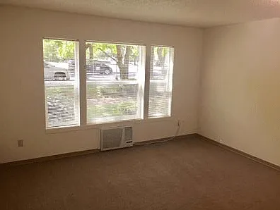 Caritas Plaza — Photo 13