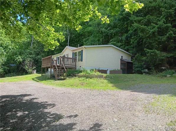 4915 State Route 245, Naples, NY 14512