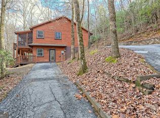 158 Twilight Ln, Tiger, GA 30576