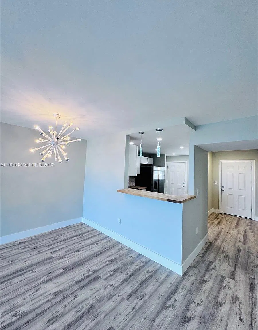 Jade Winds Group-Daisy Ga — Photo 4