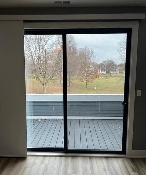 2056 N Park Ave — Photo 16
