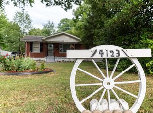 4123 Dover Rd, Louisville, KY 40216