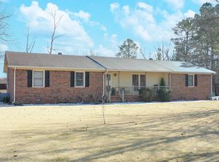 8 Shoreline Dr, Fayetteville, TN 37334