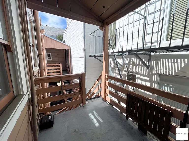 3904 Cesar Chavez St — Photo 22