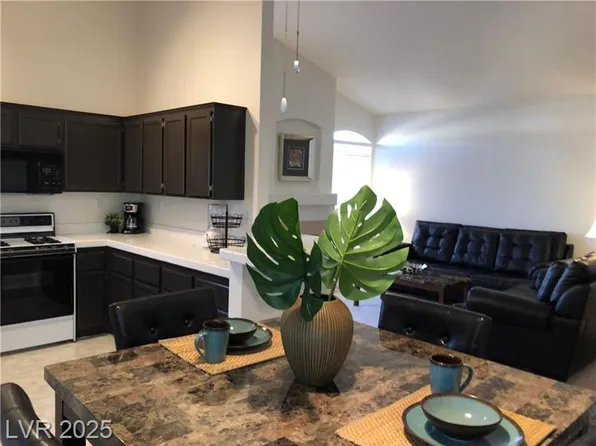 1830 N Buffalo Dr Unit 2094, Las Vegas, NV 89128