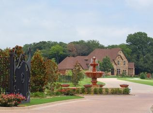 12801 Modena Ct, Fort Worth, TX 76126