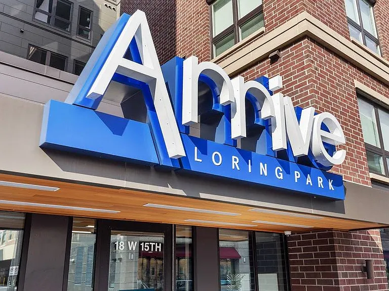 Arrive Loring Park — Photo 31