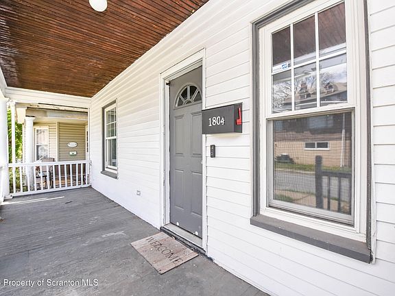4th image of 1804 Roselynn St