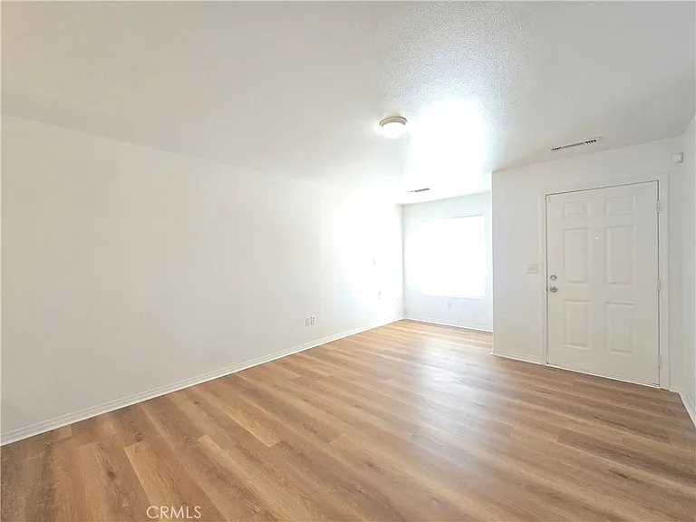 9300 Holly Ave #1 — Photo 7