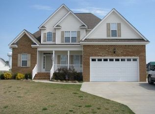 2341 Wheaton Village Dr, Greenville, NC 27858