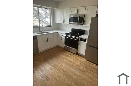 204 Wheeler Ave #8 Photo 1