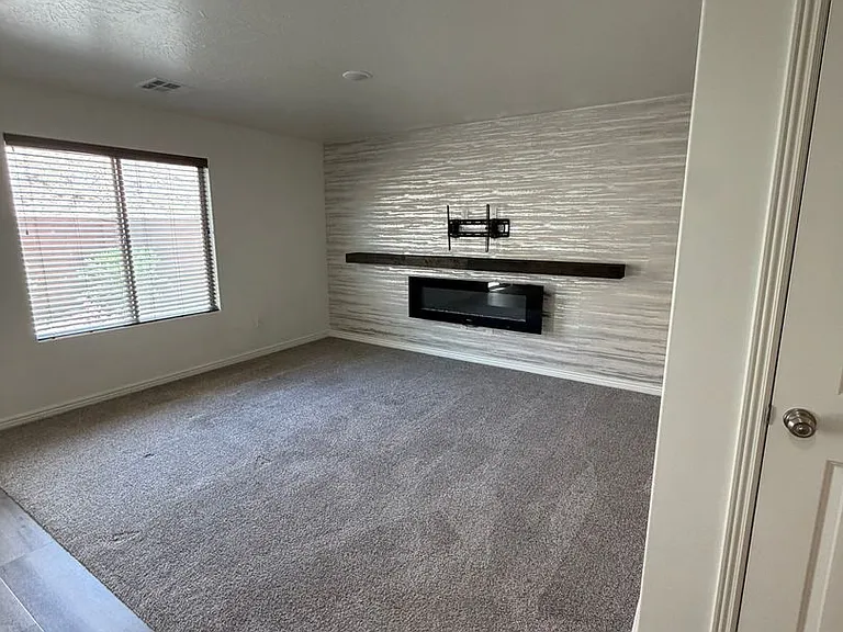 3265 S Fossil Hills Dr — Photo 4