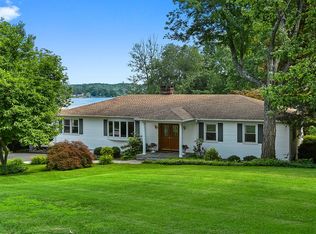 28 Seven Oaks Ln, Brewster, NY 10509
