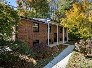 530 Burge Mountain Rd, Hendersonville, NC 28792