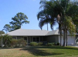 1542 Dewitt Ln, Sebastian, FL 32958