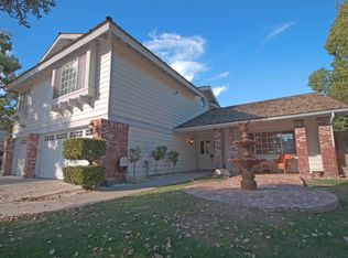 2412 Mountain Oak Rd, Bakersfield, CA 93311