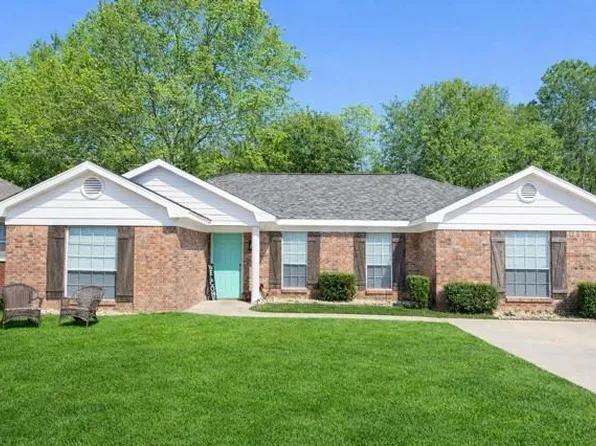8400 Kendall Ct N, Mobile, AL 36695