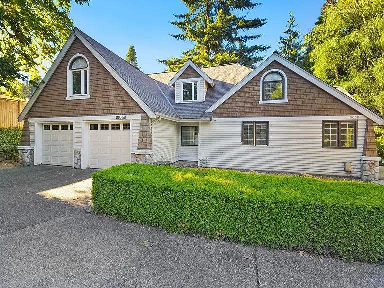10058 NE 29th Pl — Photo 1