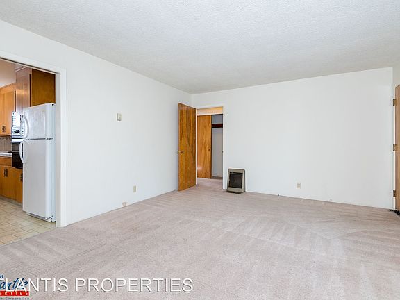 4th image of 1280 Brookfield Ave APT 02