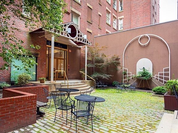 2nd image of 181 Essex St #304