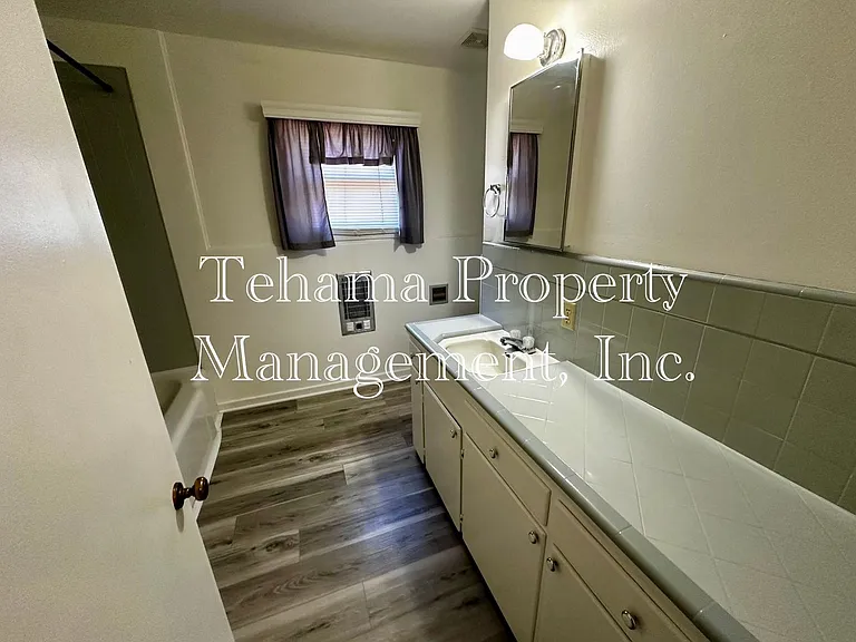 13650 Saint Marys Ave — Photo 11