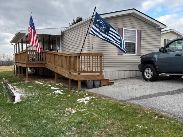 304 Pfautz Hill Rd #20, Stevens, PA 17578