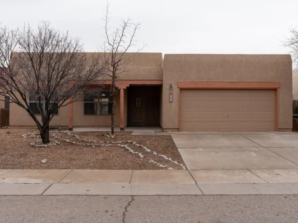 207 Calle Evangeline, Bernalillo, NM 87004