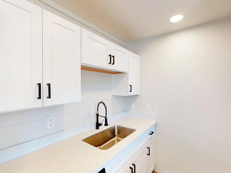 1714 E Ocotillo Rd — Photo 10