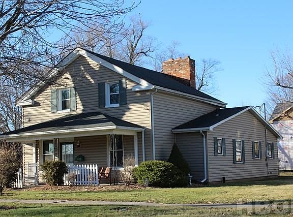 2nd image of 302 E Bigelow St