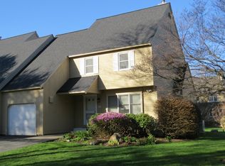 30 Rosslare Dr #110, Worcester, MA 01602