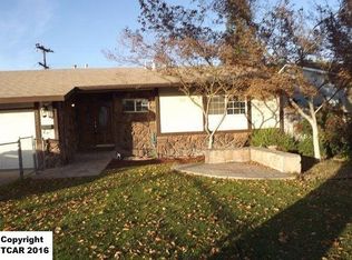 1237 7th St, Ripon, CA 95366