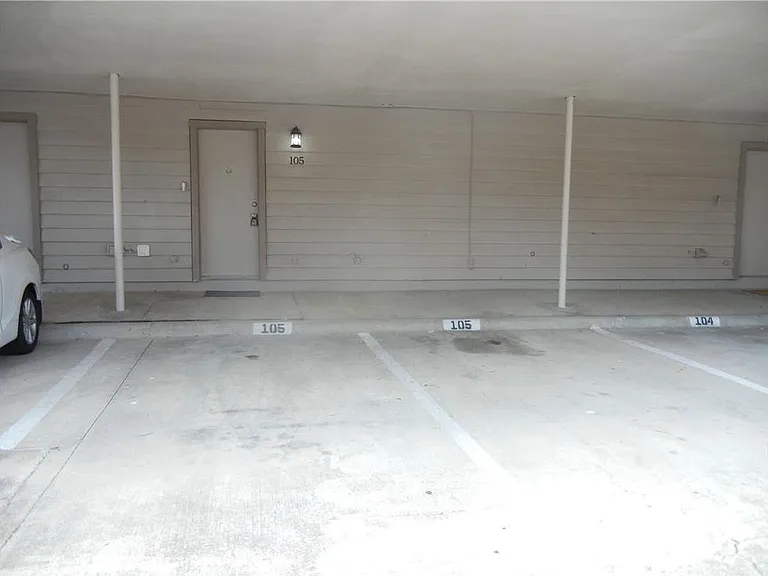18240 Midway Rd #105 — Photo 30