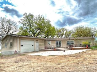 12155 Paradise Valley Rd, Chinook, MT 59523