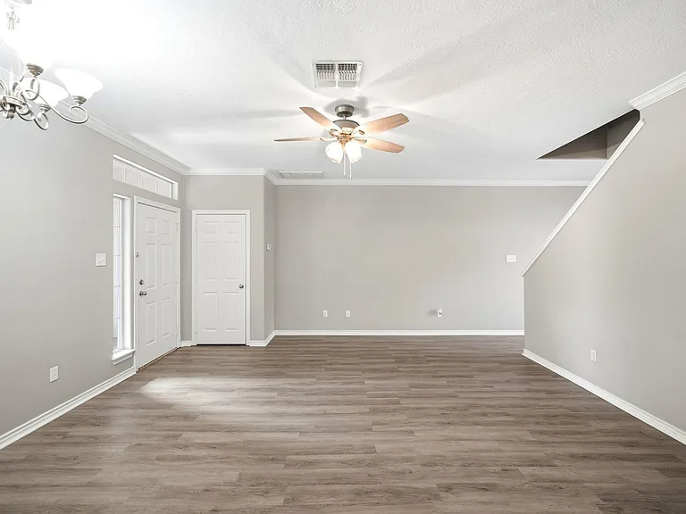 1612 Culture Ln — Photo 10
