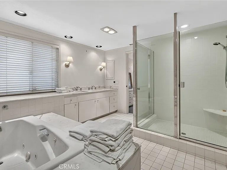 501 Morning Star Ln — Photo 31