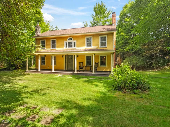 5 Link Road, Ghent, NY 12075