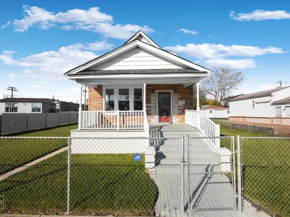 11862 S Watkins Ave, Chicago, IL 60643